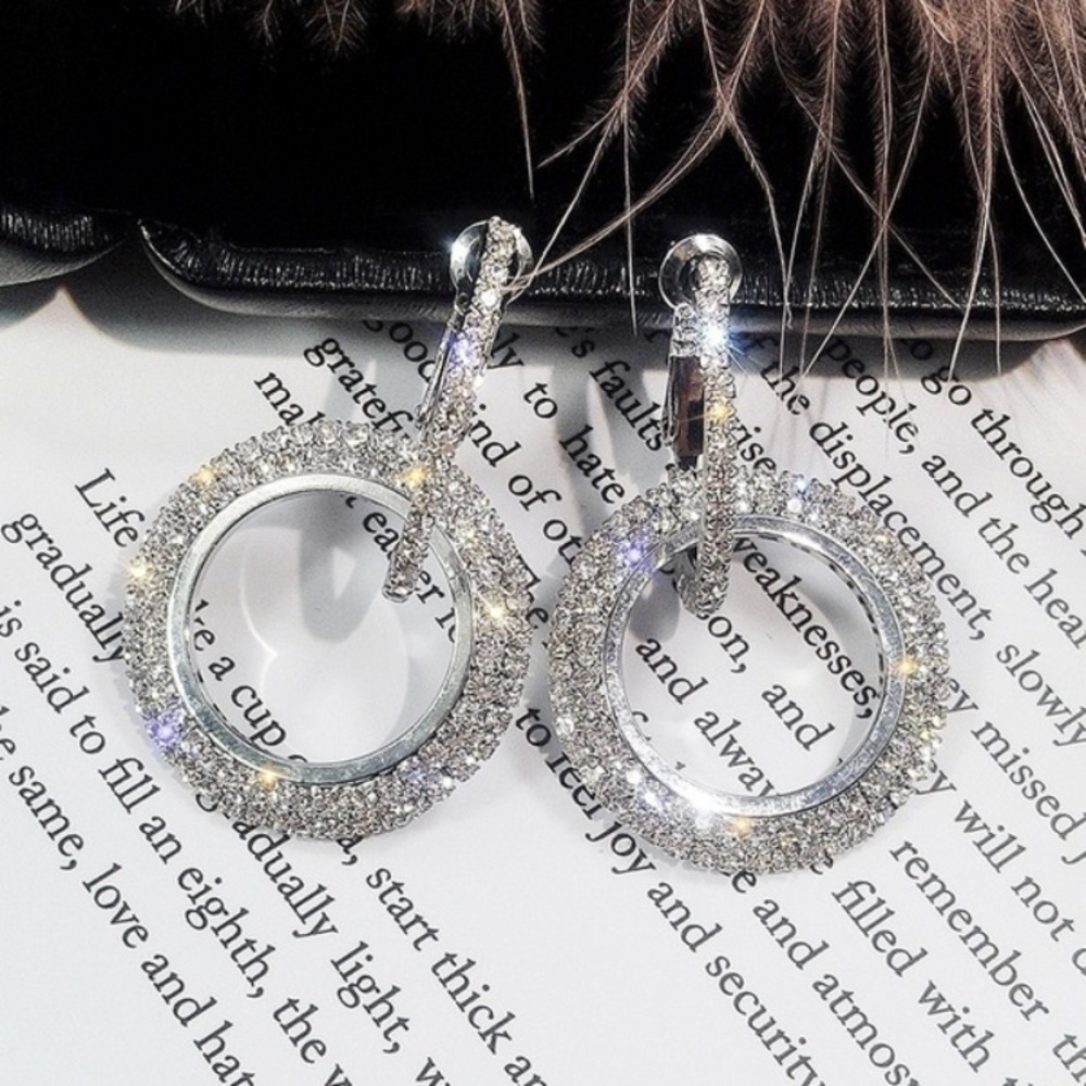 Stunning Luxury Geometric Earrings - Picture 2 of 8